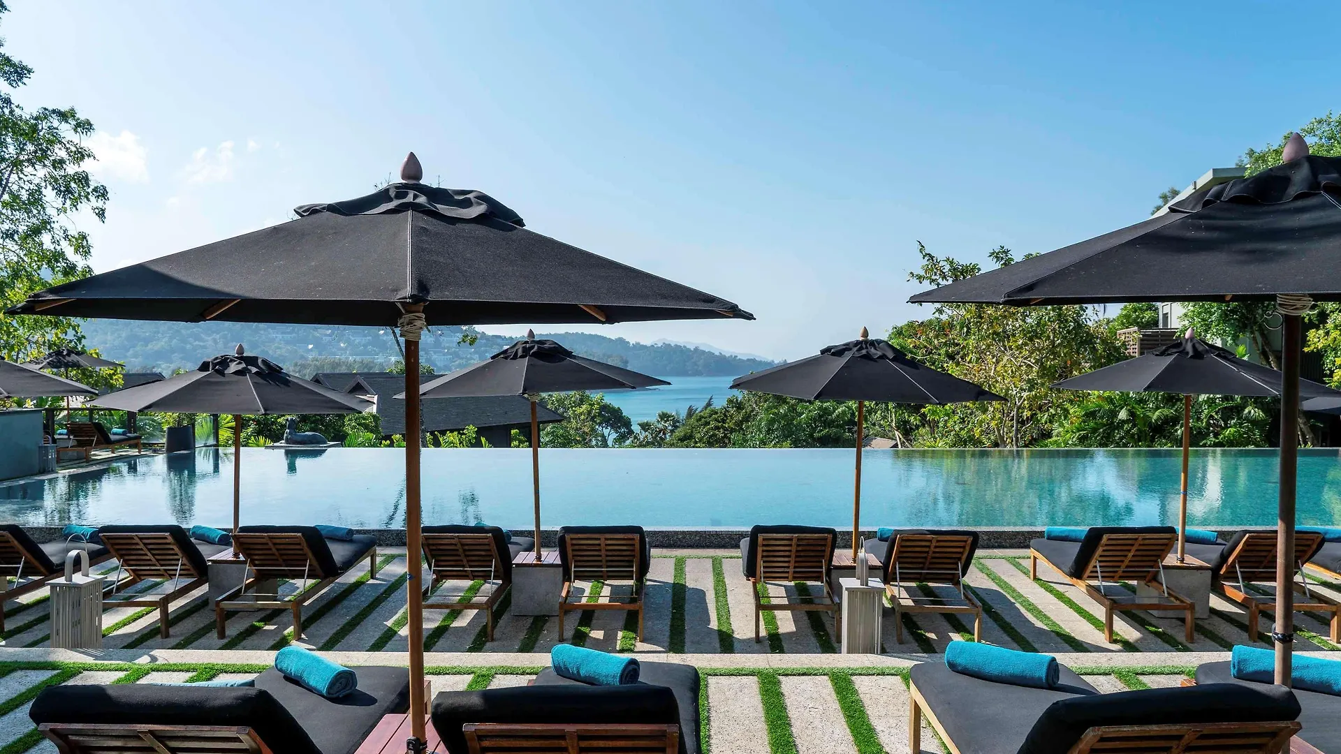Pullman Phuket Arcadia Naithon Beach
