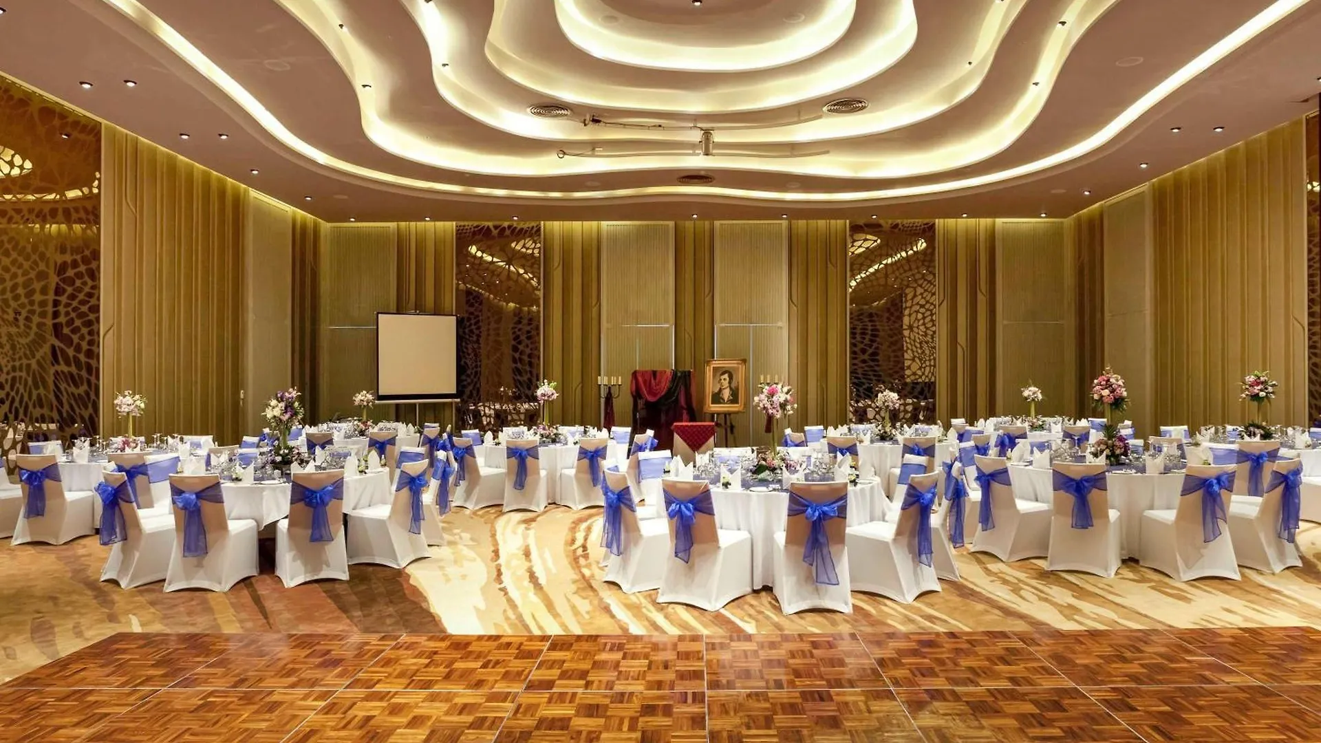 Pullman Phuket Arcadia Naithon Beach Отель Най-Тон-Бич
