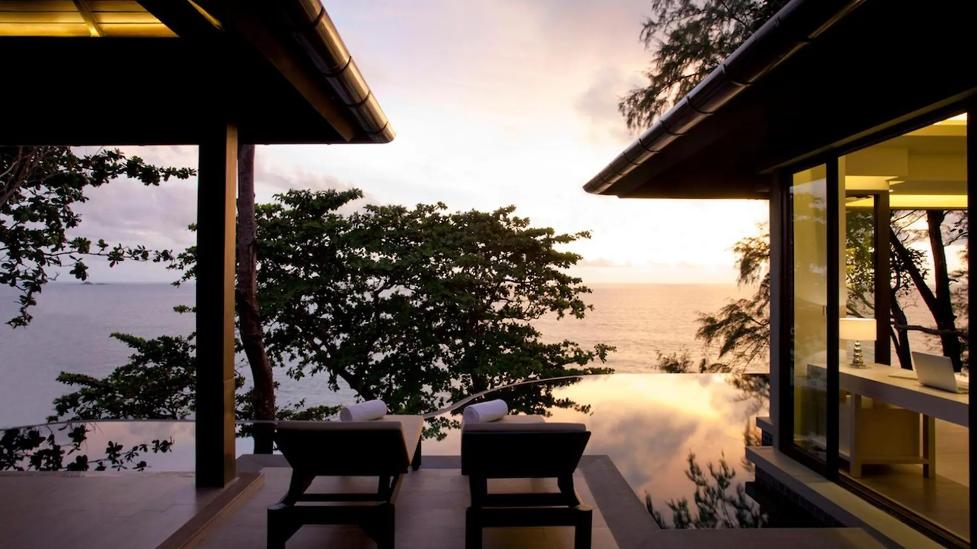 Отель Pullman Phuket Arcadia Naithon Beach